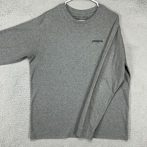 Patagonia T-Shirt Adult Large Grey Graphic Print Crew Neck Long Sleeve Tee‎ Mens